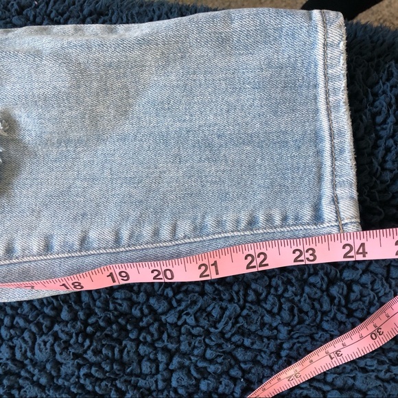 SOLD—-Willow & Root Mom Jeans - Picture 5 of 6